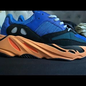 Yeezy boost 700 bright blue